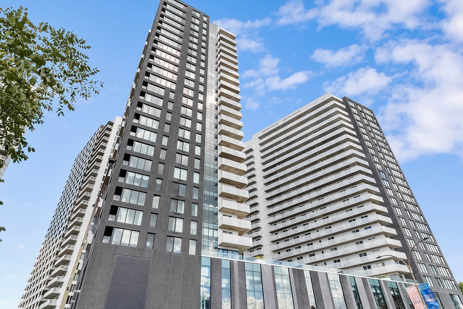 2255 Boul. René-Lévesque O.