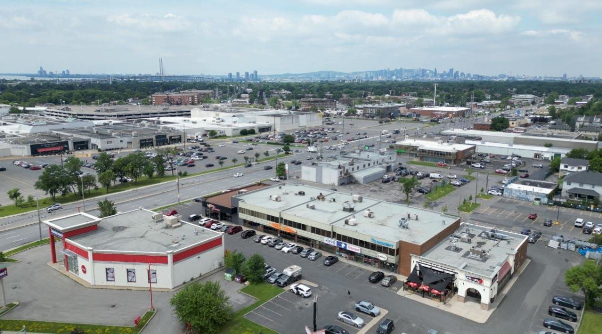 6400 Boul. Taschereau